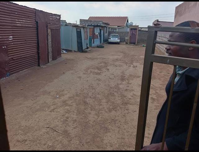 LAND FOR SALE IN PALM RIDGE